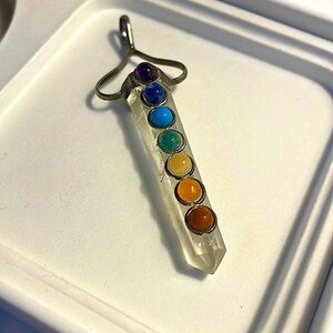 Genuine Quartz Crystal Gemstone Chakra Pendant / Rainbow Chakra Necklace 🌈